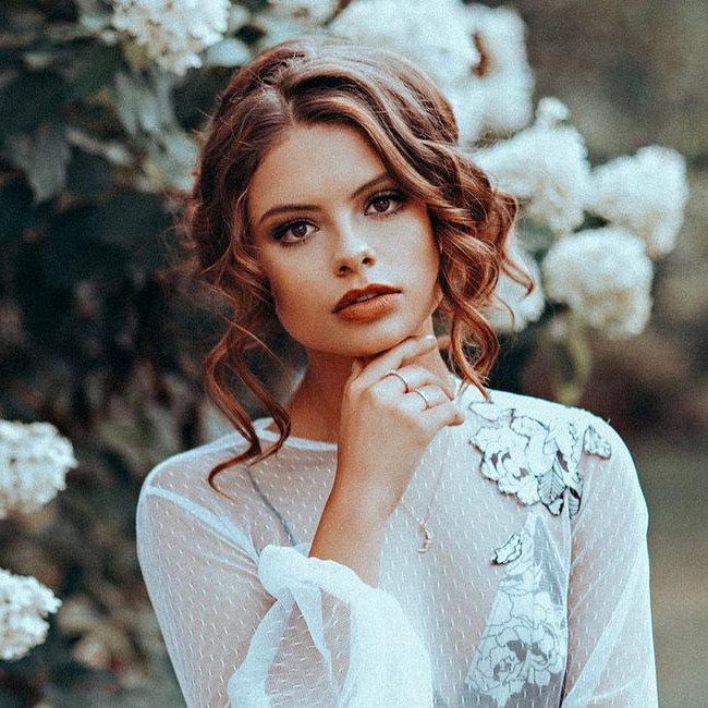 Hannah Kepple in garden