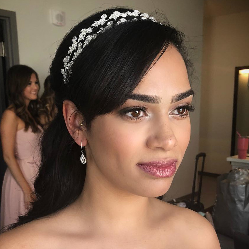 Natural bridal makeup morning